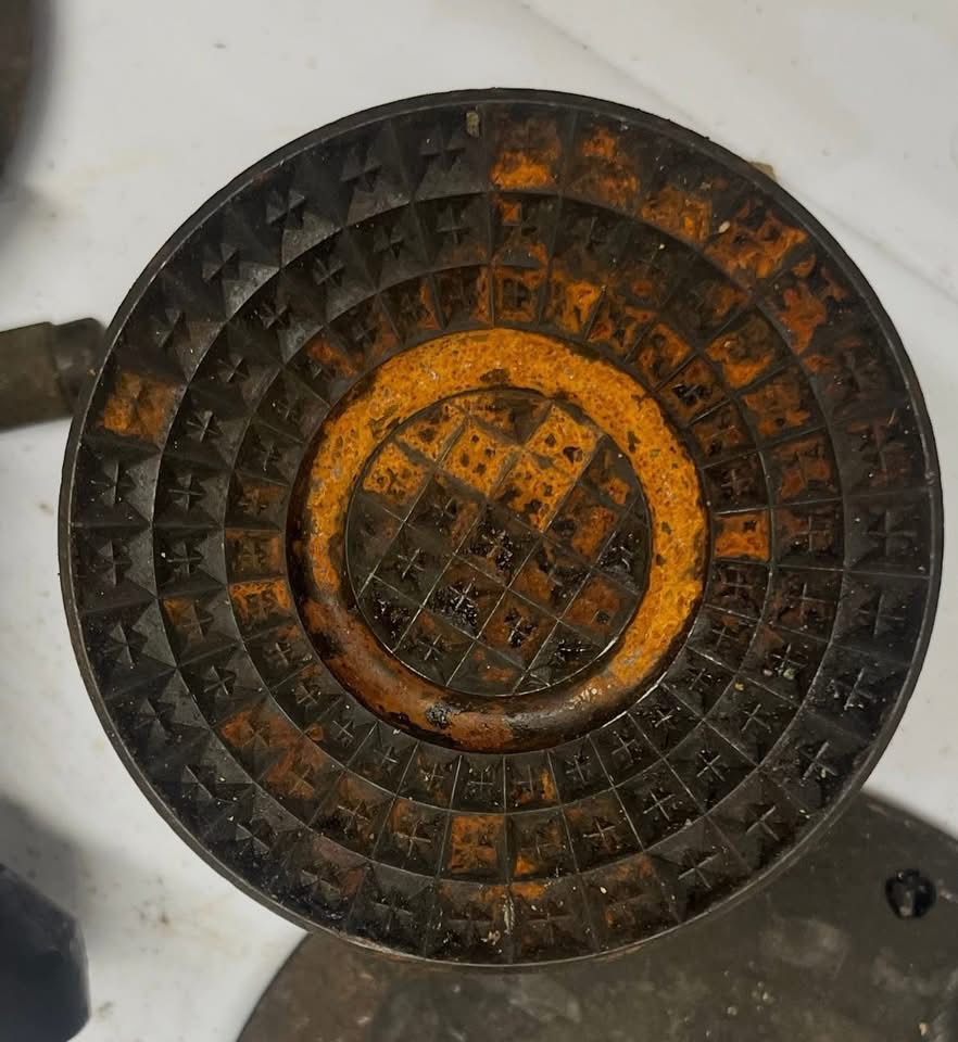 205 Butter Pat / Ash Tray Mould
