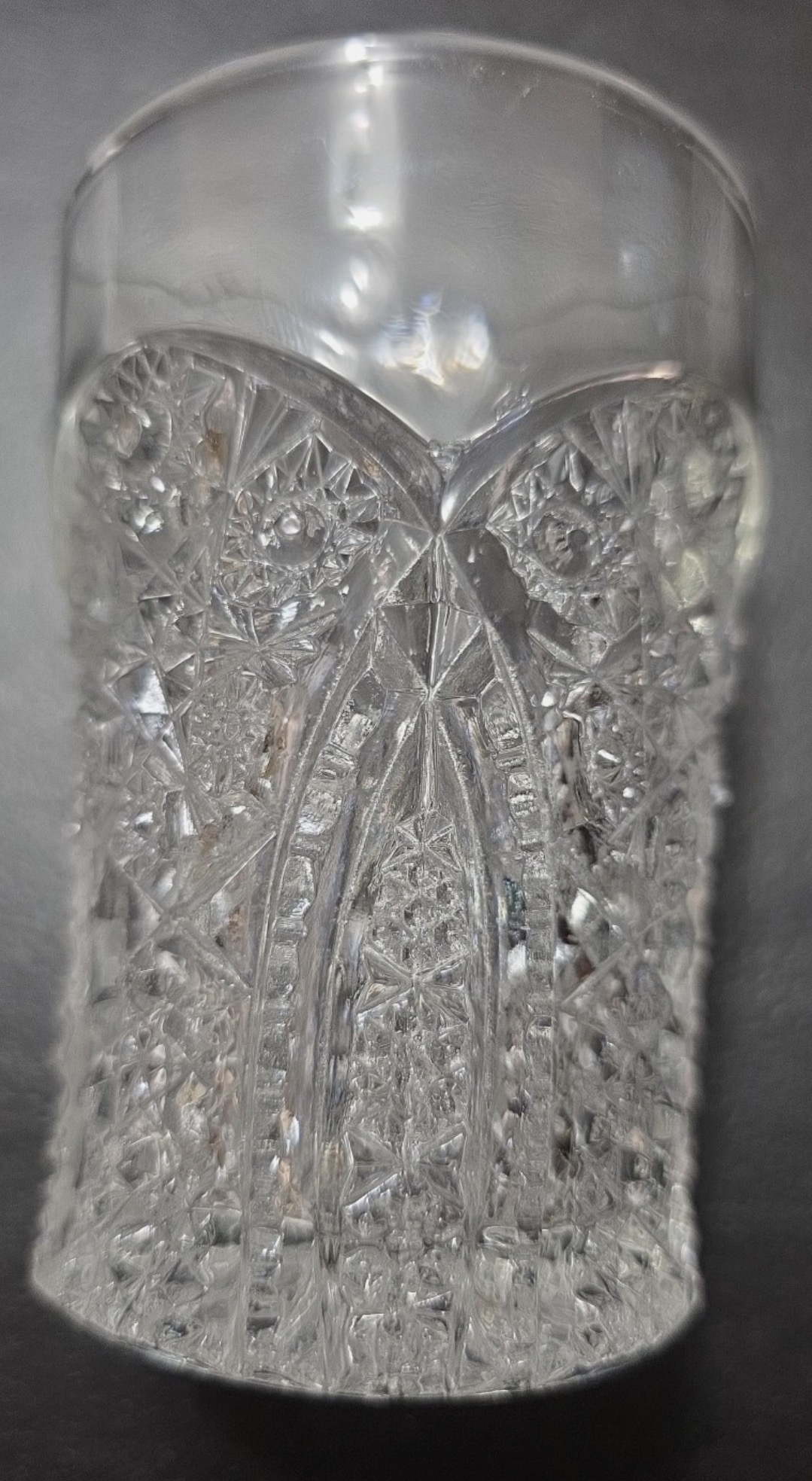 No. 920 / Sunburst and File Tumbler