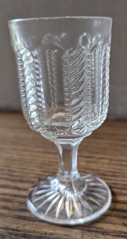 Line 210 Footed Cordial
